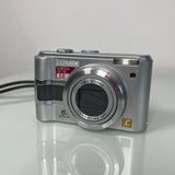 Panasonic Digital Camera  Lumix DMC-LZ3 5.0MP Silver - with 2gb memory card