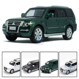 1:32 Mitsubishi Pajero V97 Model Car Alloy Diecast Vehicle Collection Kids Gift Battery