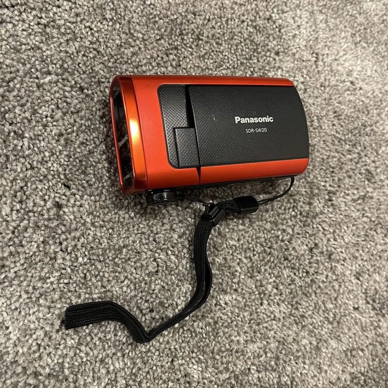 Panasonic SDR-SW20 12.0MP Underwater Camcorder Red w/ Battery Untested