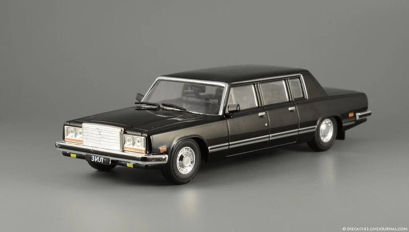 Diecast Soviet limousine ZIL 41045 DeAGOSTINI 1/43 Scale model car USSR
