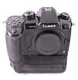 Panasonic LUMIX DC-GH5 20.3 MP Digital Camera (BODY) WITH NEEWER BATTERY GRIP
