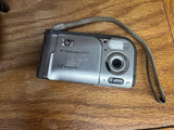 HP PhotoSmart E317 5.0MP Digital Camera - Silver for parts (T3)