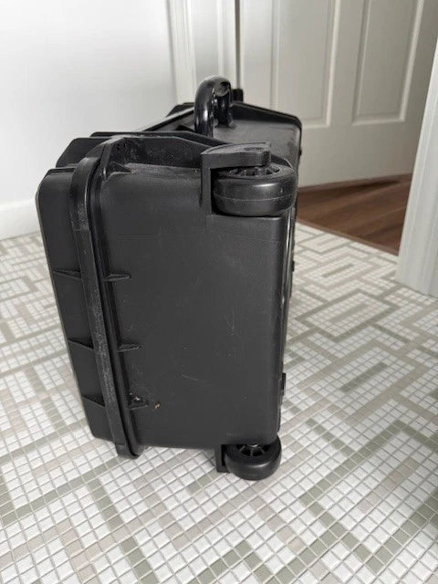 Hard carrying case for DJI Phantom 3 Advanced drone, black, with handle and wheels