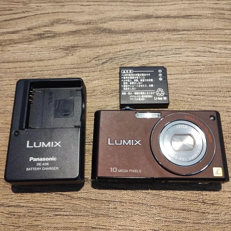 Working Panasonic LUMIX DMC-FX37 Brown