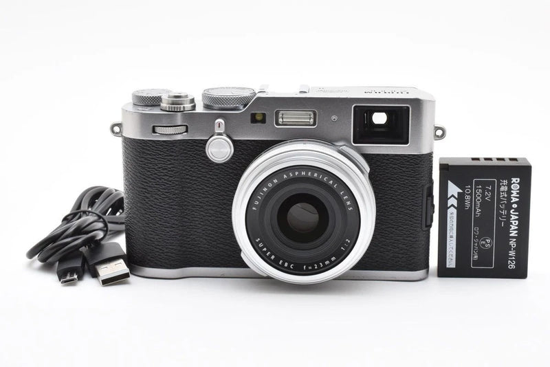 FUJIFILM X100F Silver Set Working