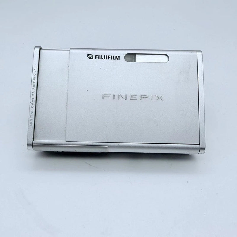 Fujifilm FinePix Z1 Digital Camera Silver Super CCD Y2K Aesthetic Tested Works