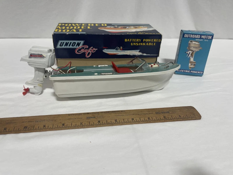 Union Craft Battery Powered model boat made of plastic & metal Battery