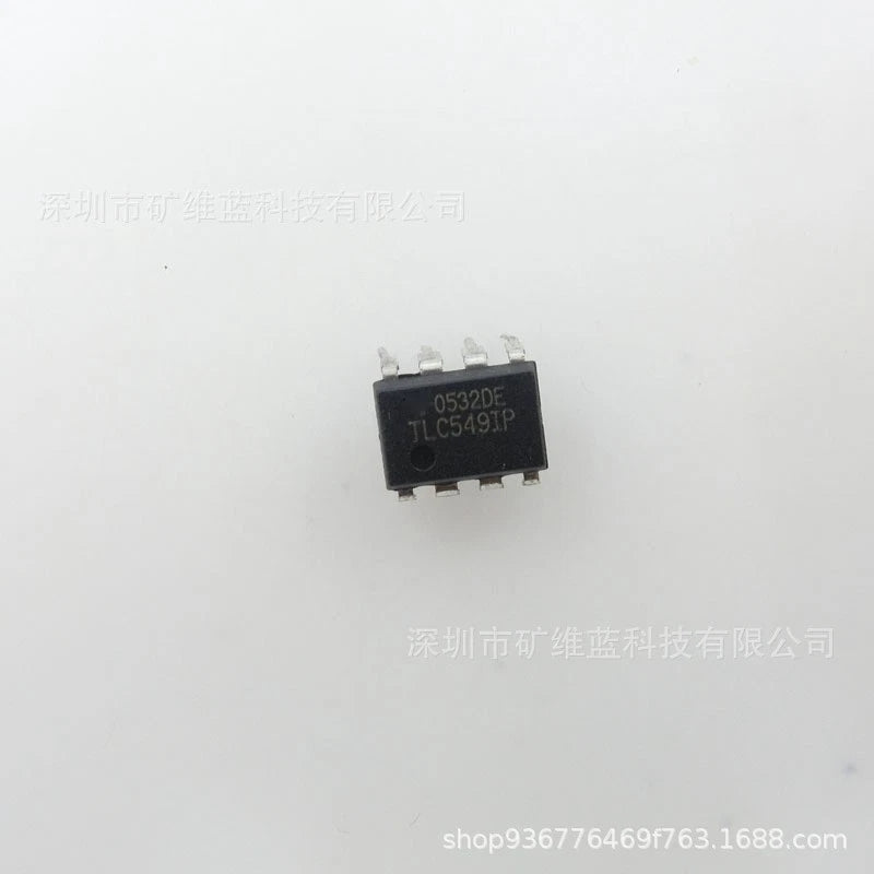 1PCS New TI TLC549IP 8 Bit Analog to Digital Converter 1 Input 8-PDIP #GK4-1
