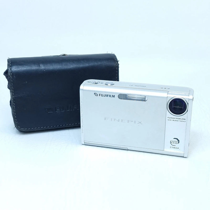 Fujifilm FinePix Z1 Silver Digital Camera | Case | No Battery Or Charger