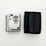 FUJIFILM FinePix 4700 Zoom 2.4MP Digital Camera with Case - TESTED & WORKING
