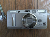 Beautiful Fujifilm FinePix F700 compact digital camera