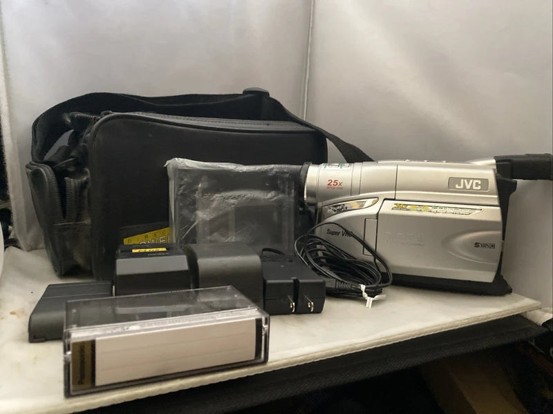 JVC GR-SXM37U Super VHS-C Video Camera Camcorder VCR VHS Playback BUNDLE VGC