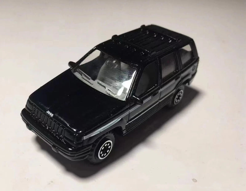 1/64 Jeep Grand Cherokee car model