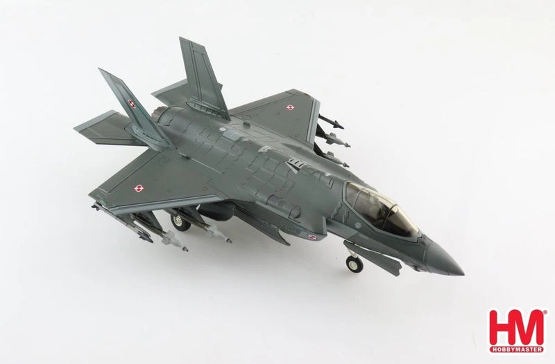 Hobby Master F-35A model aircraft, gray-green camouflage with Polish markings