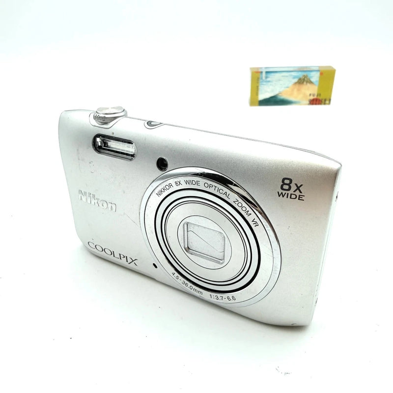 Nikon COOLPIX S3600 20.1MP Digital Camera 8x Zoom 25mm Wide Silver Japan