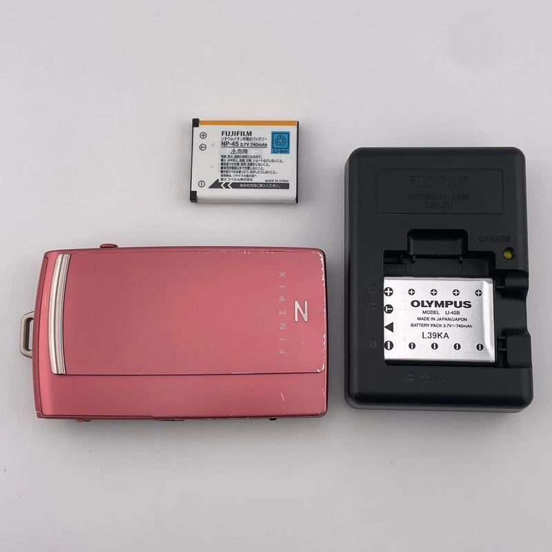 FUJIFilm FinePix Z1100EXR Pink Compact Digital Camera Tested Working Japan