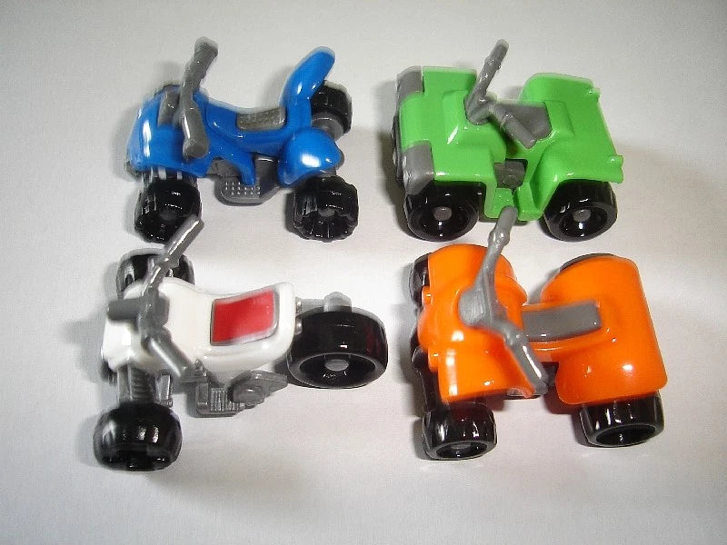 TRIKES & QUADS MODEL ATVS SET 1:64 H0 - KINDER SURPRISE PLASTIC MINIATURES