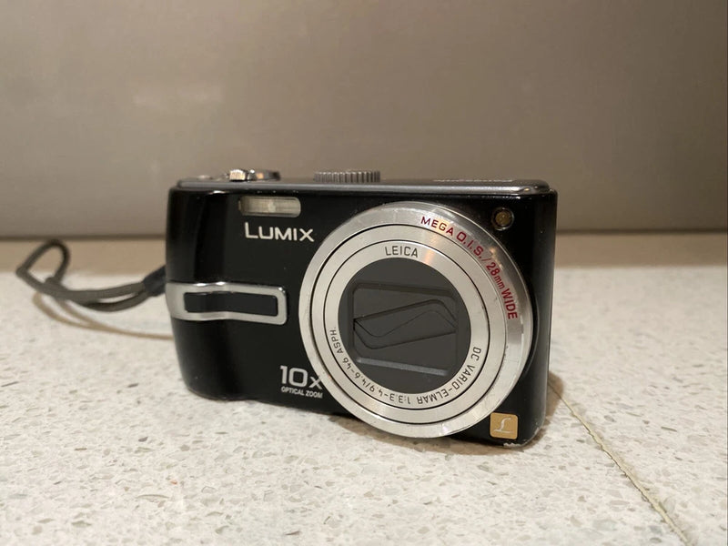 Panasonic Lumix DMC-TZ3 Black Compact Digital Camera 7.2MP,  10x Optical Zoom