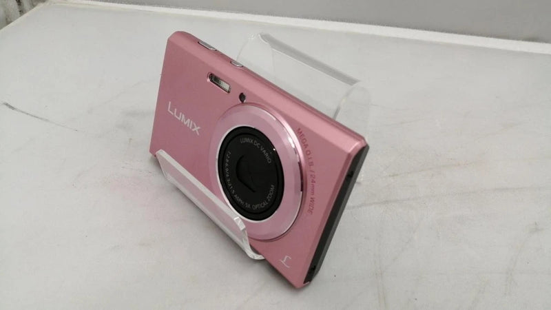Panasonic DMC-FH10 Digital Camera 16.1MP 5x Optical Zoom, 90MB Internal Storage