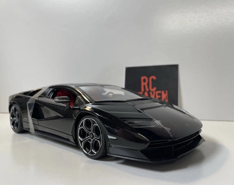 Maisto Lamborghini Countach LPI 800-4 Black 1:18 Scale  Diecast Model Car 2021.