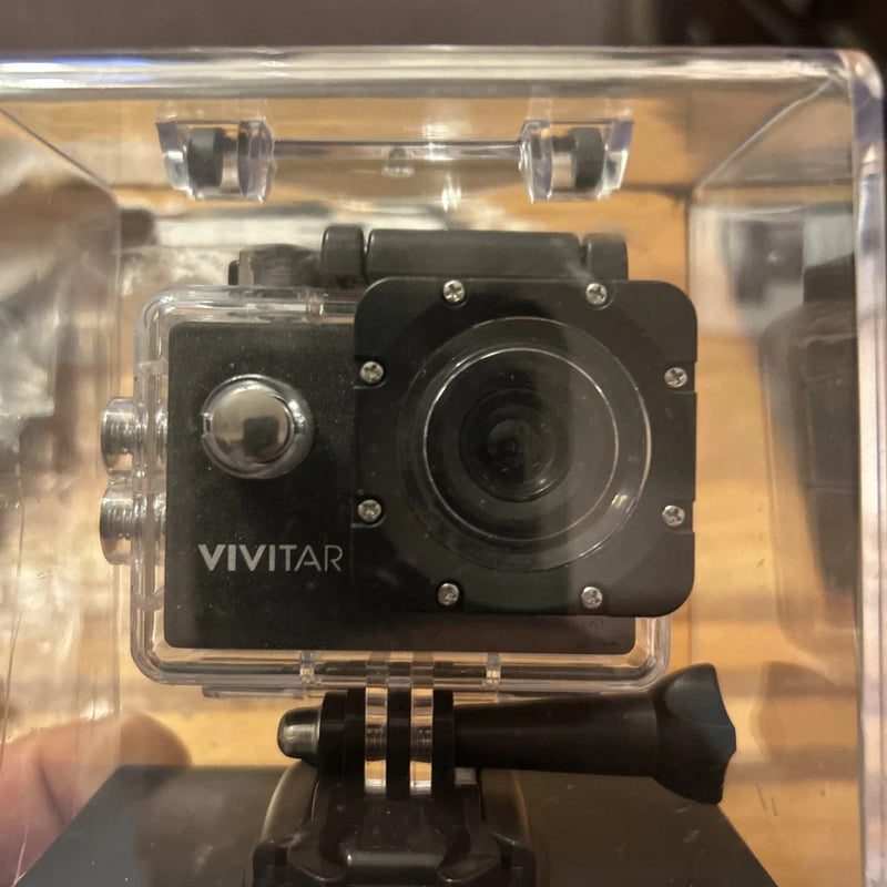 Vivitar DVR781  HIGH DEFINITION ACTION WATERPROOF SHOCK PROOF DIGITAL CAM.   A4