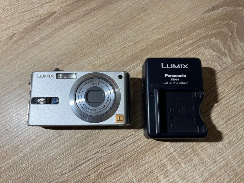 Panasonic LUMIX DMC-FX07 Digital Camera Black Tested Compact Model