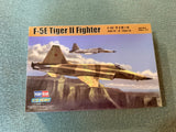 1:72 F-5E Tiger II model aircraft kit box with fighter artwork