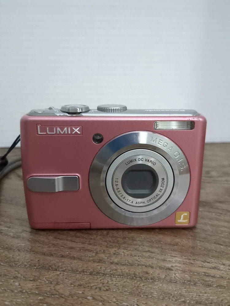 Panasonic LUMIX DMC-LS75  Digital Camera Pink Dmcla75 READ!
