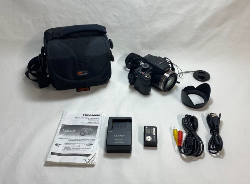 (TESTED) Panasonic Lumix DMC-FZ40 Digital Camera 14.1MP w/Battery, Charger, Case