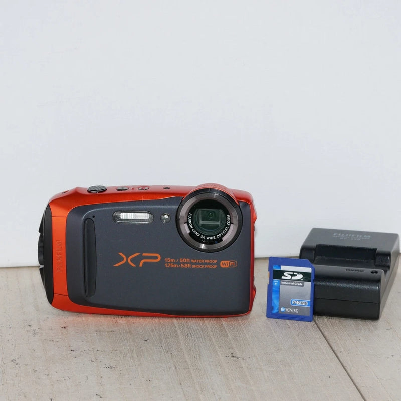 Fujifilm FinePix XP90 16MPWaterproof Digital Camera Orange *VERY GOOD/TESTED*