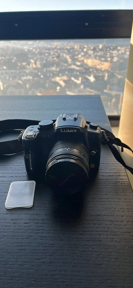 Lumix DMC-G1 Digital Camera