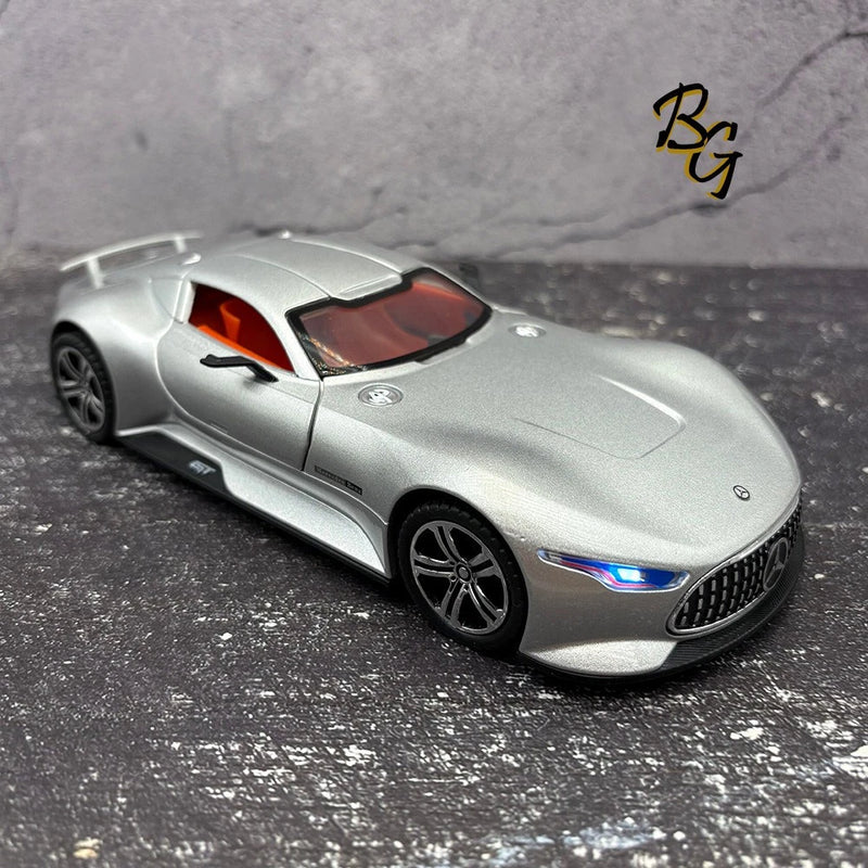 2013/2014 Mercedes AMG GT Gullwing - 1:24 Diecast Model - Silver