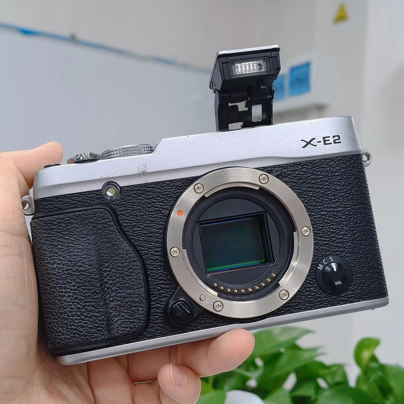 Fujifilm X Series X-E2 XE2 16.3MP Digital Camera English Body Only - Sliver