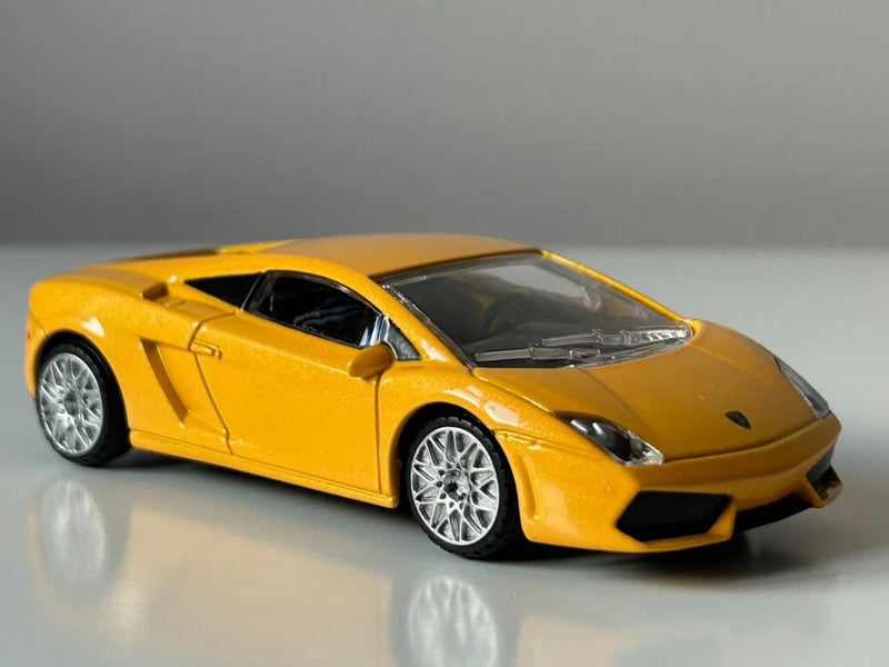Lamborghini  Gallardo LP560-4 Car Model Toy Yellow Diecast Toy 1:40 Scale Rastar
