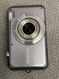 Fujifilm FINEPIX JV100 Compact Digital Camera Tested with Accessories
