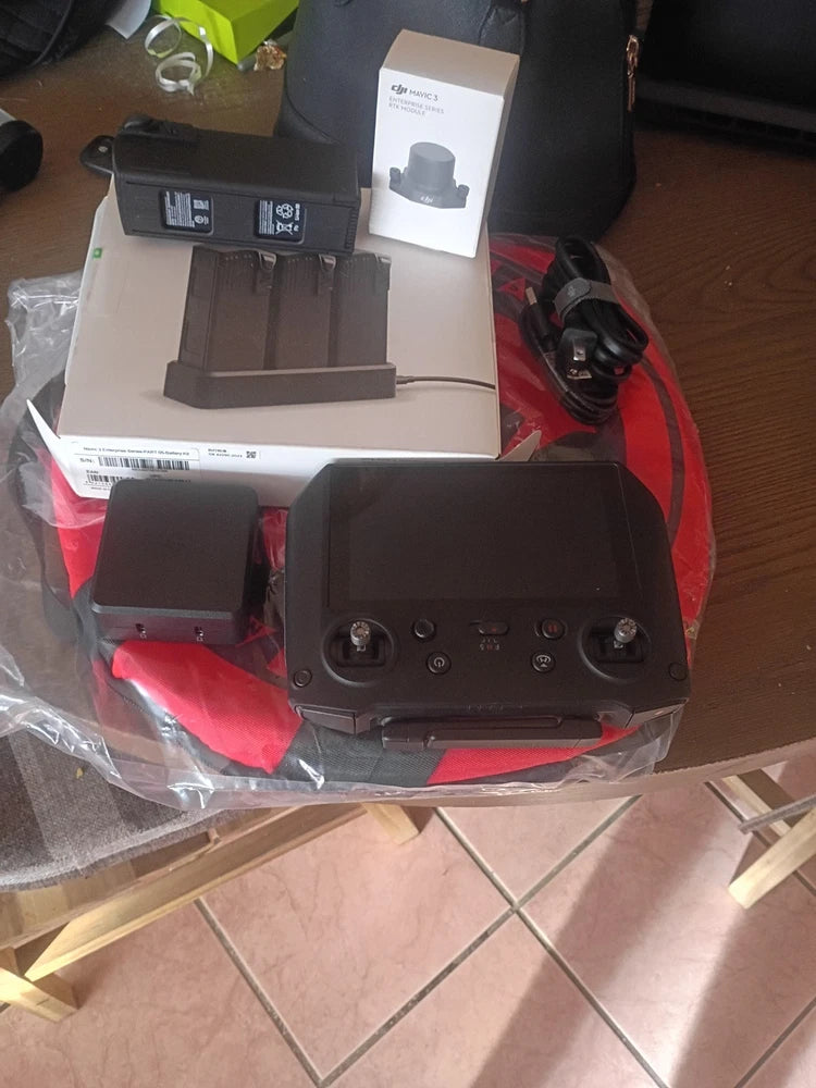 DJI RC Pro Smart Controller RM510 + 4 batteries rtk module and launchpad