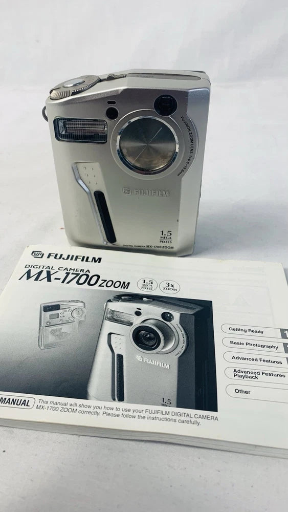 Fujifilm MX-1700 Zoom 1.5MP Digital Camera  With Case  Needs A New Battery