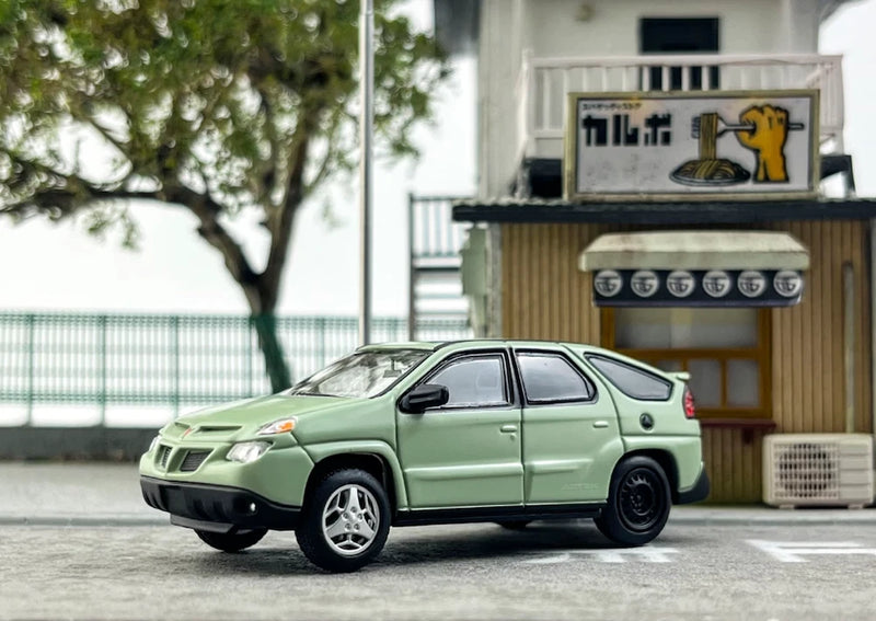 GOC 1:64 HEC Pantiac Aztek SUV Sports Model Diecast Collect Car