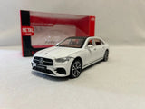 1:24 Mercedes-Benz E-Class E300 Diecast Model Car Toy Collectible Sound&Light