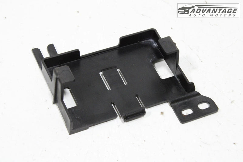 2016-2024 CHEVY MALIBU POWER SUPPLY VOLTAGE INVERTER CONVERTER MODULE HOLDER OEM