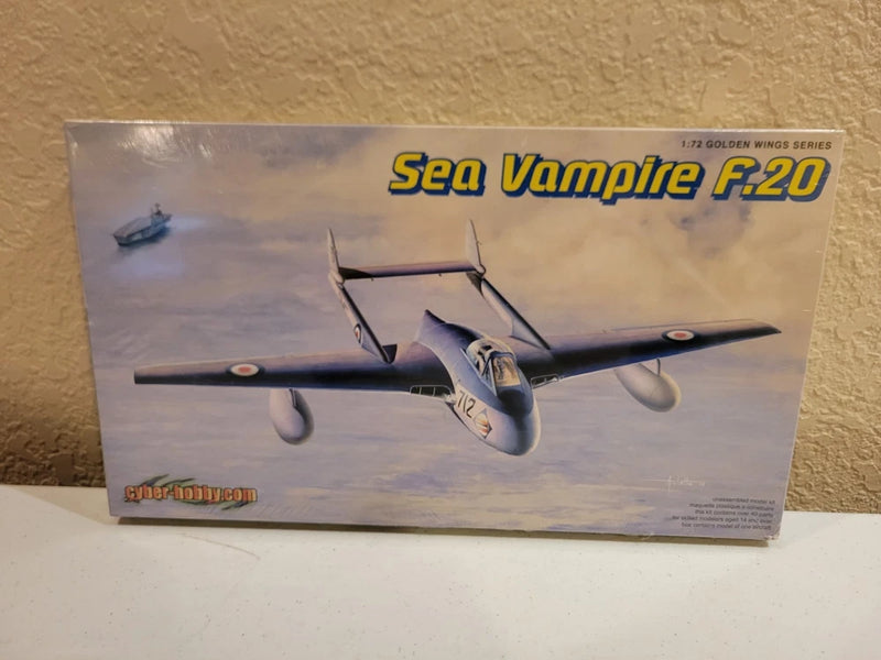 Cyber Hobby Dragon Sea Vampire F.20 1/72 Golden Wings Series Model Kit 5112