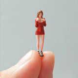 1/64 Hip Skirt Girl Figure Model Sand Table Layout Decoration Dioramas Decor