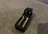 Garberiel smart Li-ion battery charger, black dual-slot cradle (HZM8660A)