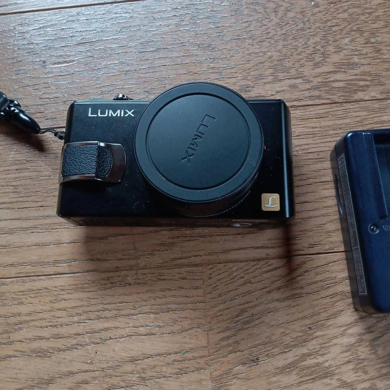 Panasonic LUMIX DMC-LX2 Compact Digital Camera Excellent Condition