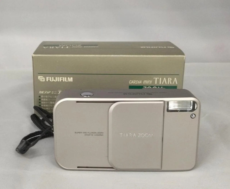 Fujifilm TIARA ZOOM 28-56mm 35mm Film Camera with Box & Case Used