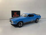 Maisto 1970 Ford Mustang Mach 1 - 1/18 Scale Diecast Model American Muscle Car.