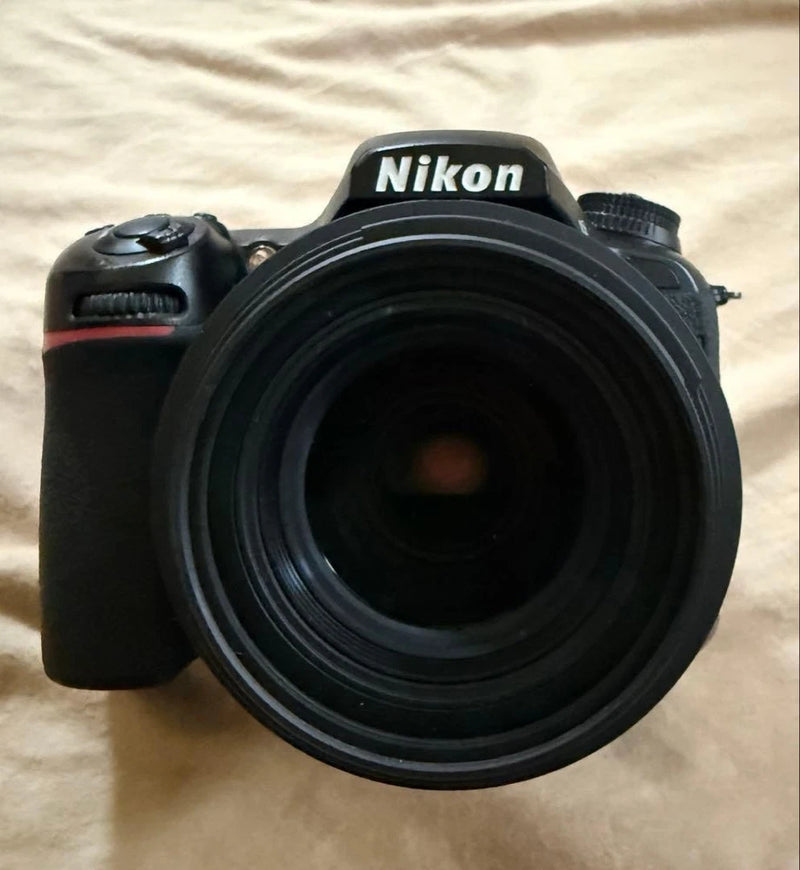Nikon D7500 Digital SLR Camera with 18-140mm Lens Excellent Condition
