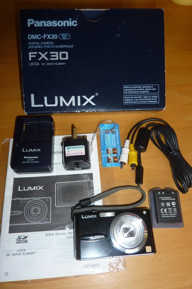 Panasonic Lumix DMC-FX30 Small Digital Camera
