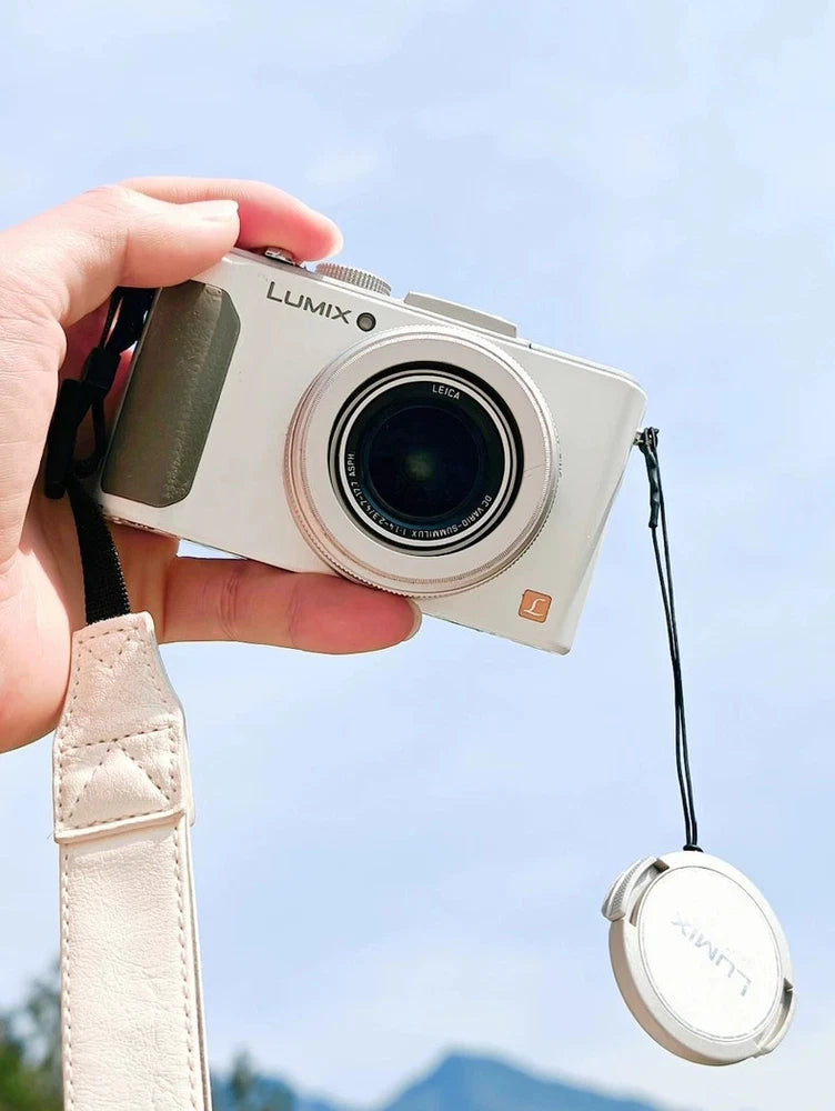 Panasonic LUMIX DMC-LX7 10.1MP 3.8x Optical Zoom Digital Camera English Leica