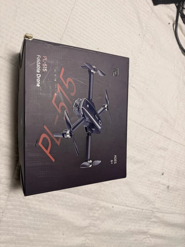 PL-515 foldable FPV RC quadcopter drone product box with 4K camera illustration